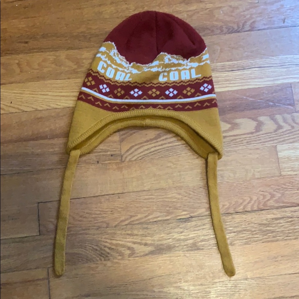 Coal earflap Beanie
